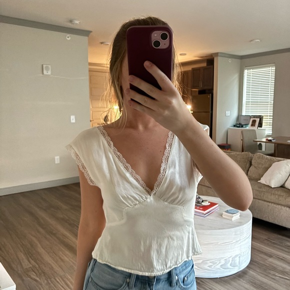 Chic Cream Lace Trim Blouse - Picture 1 of 4